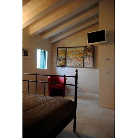 Bed And Breakfast Castello Villafranca di Verona Oda fotoğraf